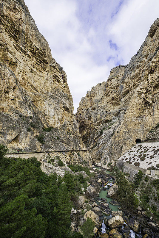 El Caminito del Rey，安达卢西亚壮观的小路(西班牙)